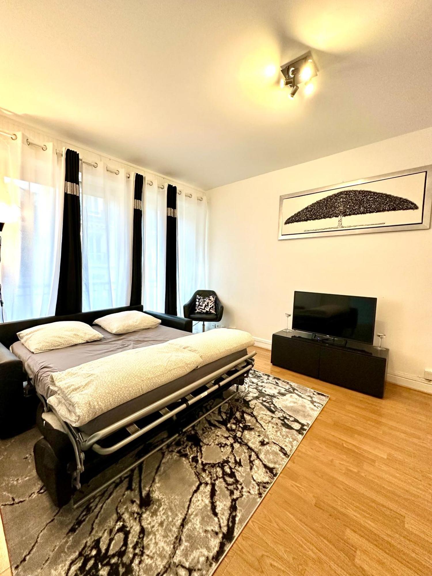 Champs Elysees Apartment 4 Paris Ngoại thất bức ảnh